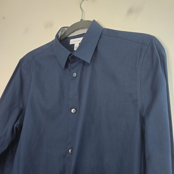 Mens Calvin Klein Navy Blue Buttondown Dress Shirt infinite cool non-iron - Picture 7 of 12